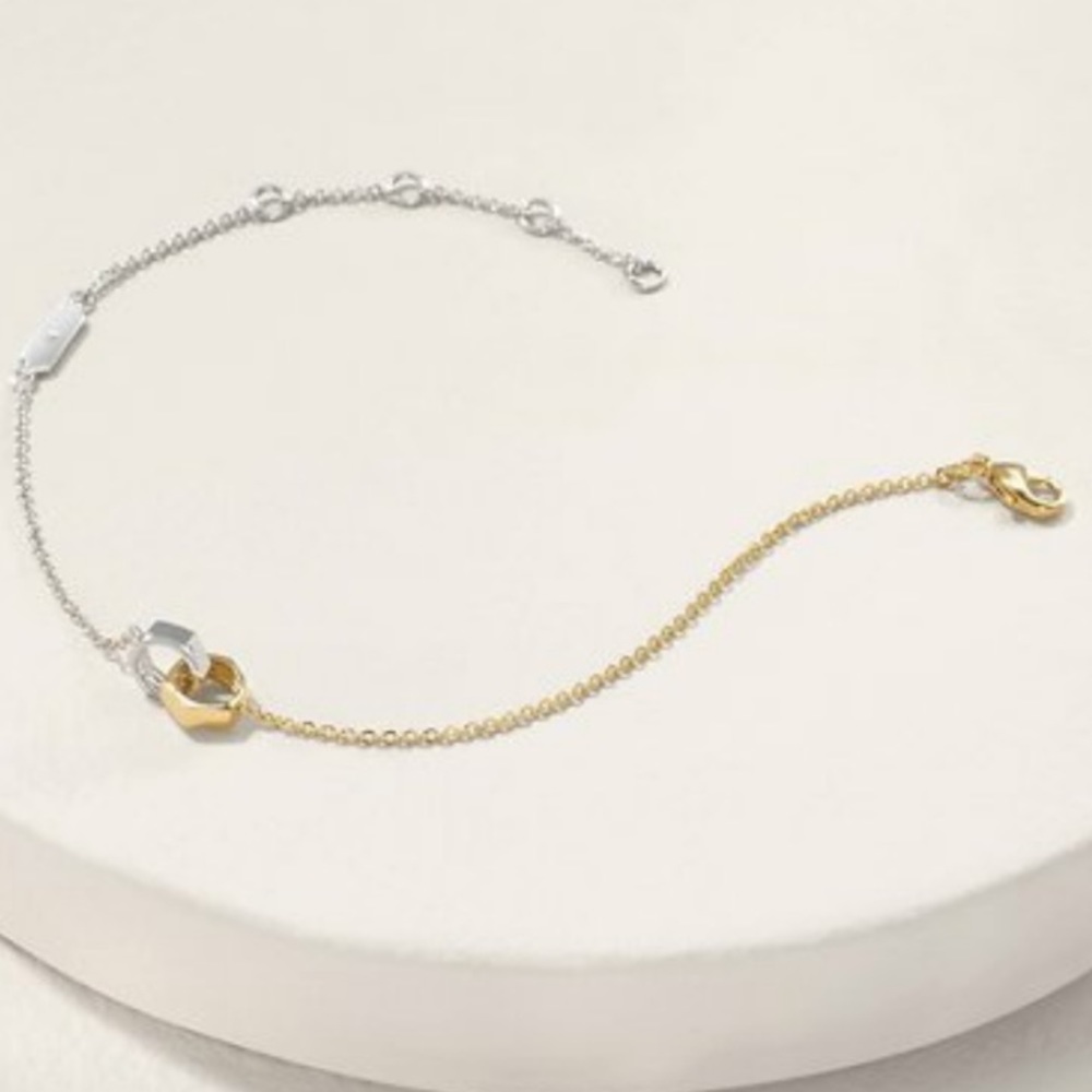 Stella & Dot Ultra Delicate Hardware Interlock Bracelet Mixed Metal Silv… - Picture 7 of 7